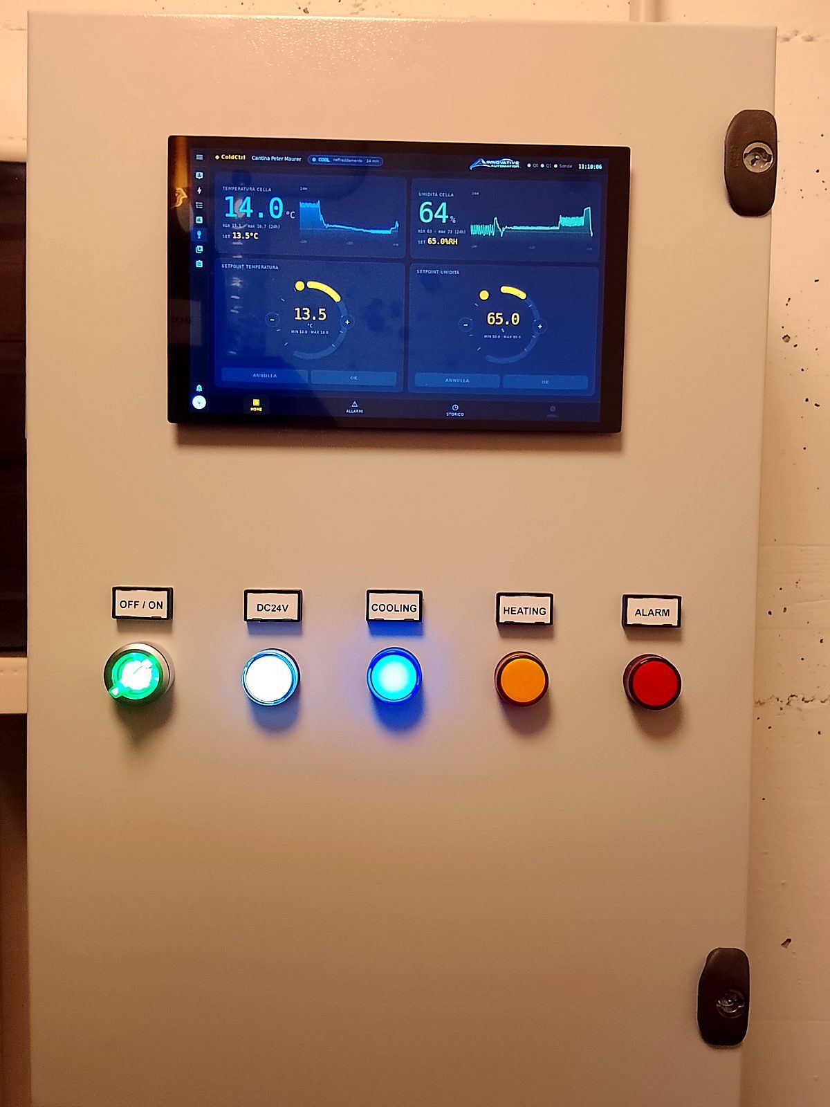Quadro elettrico con schermo touch ColdCtrl
